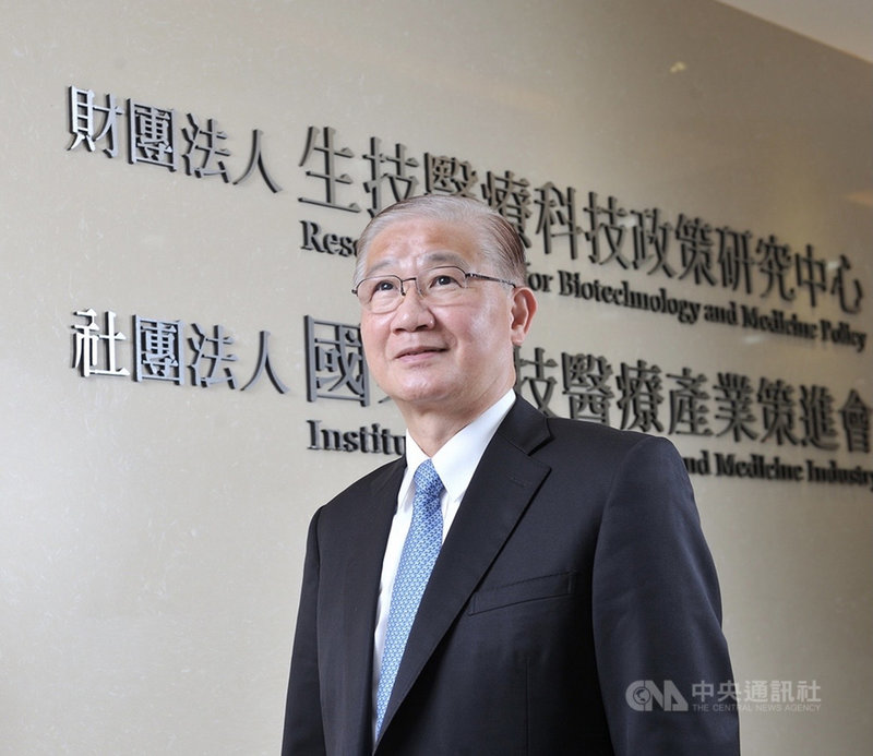 楊泮池表示,COVID-19口服新藥已成為全球新焦點,若要搶在第一時間率先拿到藥,就得提早布局,別重蹈疫苗覆轍,再輸一次就不太好。(楊泮池提供)中央社記者韓婷婷傳真 110年9月25日