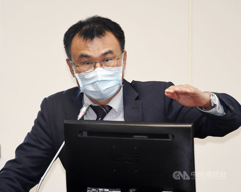 農委會主委陳吉仲(圖)27日列席立法院經濟委員會備詢時表示,台灣加入跨太平洋夥伴全面進步協定(CPTPP)後,就沒有倚賴單一市場的風險。中央社記者施宗暉攝 110年9月27日