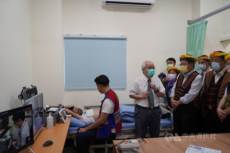 屏東牡丹鄉旭海村新建衛生室30日落成啟用,這是台灣最南端醫療健康照護站,未來將以「醫療在地化」、「照護社區化」及「救護即時化」為目標,讓健康平權落實在旭海及每一個偏鄉。(屏東縣政府提供)中央社記者郭芷瑄傳真 110年9月30日