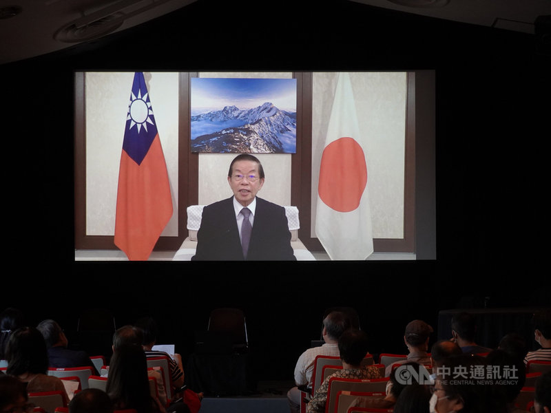 7部60年代經典台語電影2日起首度在日本上映。開幕會上,駐日代表謝長廷以預錄影片致詞表示,集結眾人的力量促成了台灣人過去最熟悉的台語片首次在日本以特集方式舉辦上映會,這在電影史上意義重大。中央社記者楊明珠東京攝 110年10月3日