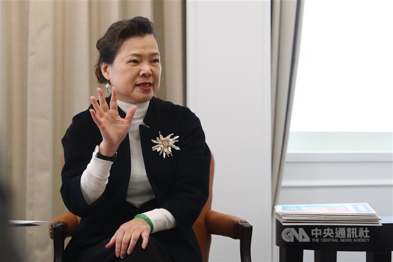 經濟部長王美花指出,台灣能確保繼續供應全球所需晶片的關鍵,就在於台海和平。(中央社檔案照片)