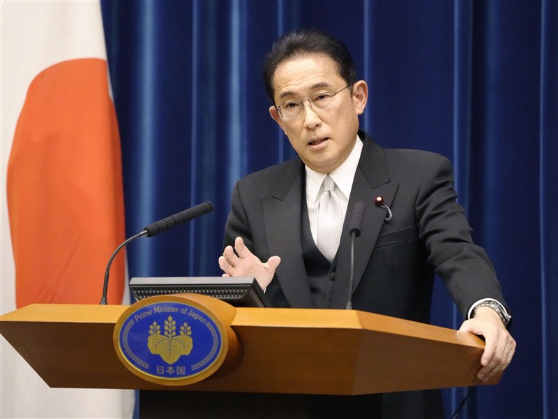 日本首相、自民黨總裁岸田文雄提出「建構新資本主義」，他主張經濟大幅成長的果實，不能被一小部分的人獨占。（共同社）