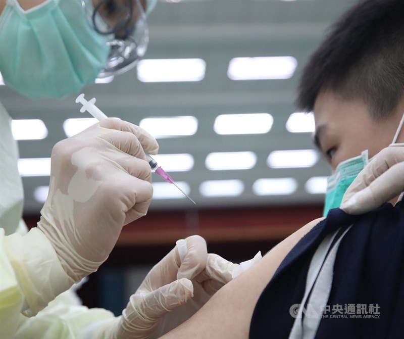 指揮中心統計,國內疫苗人口涵蓋率達58.52%。(中央社檔案照片)