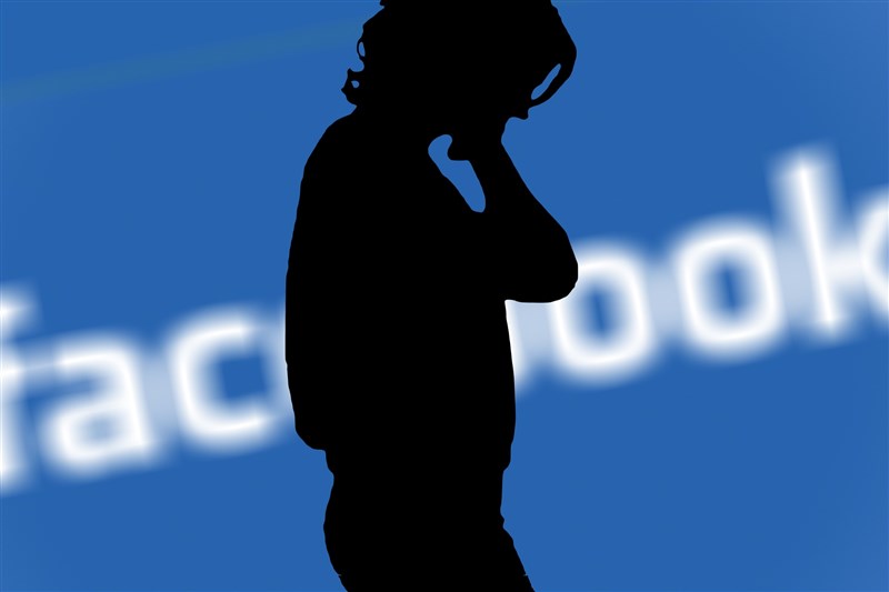 臉書將把維權人士與記者列為「非自願」公眾人物，加強保護免於騷擾與霸凌。（圖取自Pixabay圖庫）