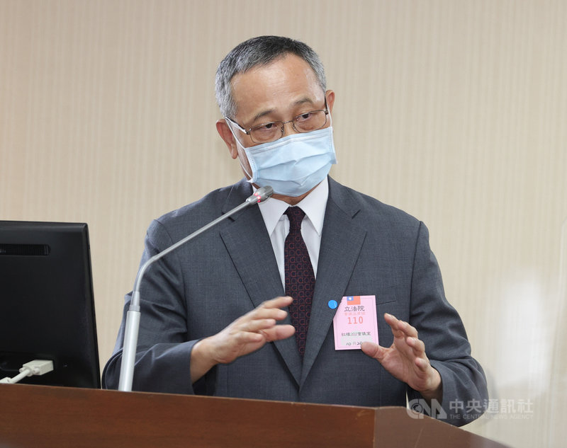 台灣基進立委陳柏惟罷免案23日投票,外傳有人用賭盤綁選票,警政署長陳家欽(圖)20日表示,獲得一些情資會給台中地檢署立案,如果有比較成熟的證據,一定會採取行動。中央社記者謝佳璋攝 110年10月20日