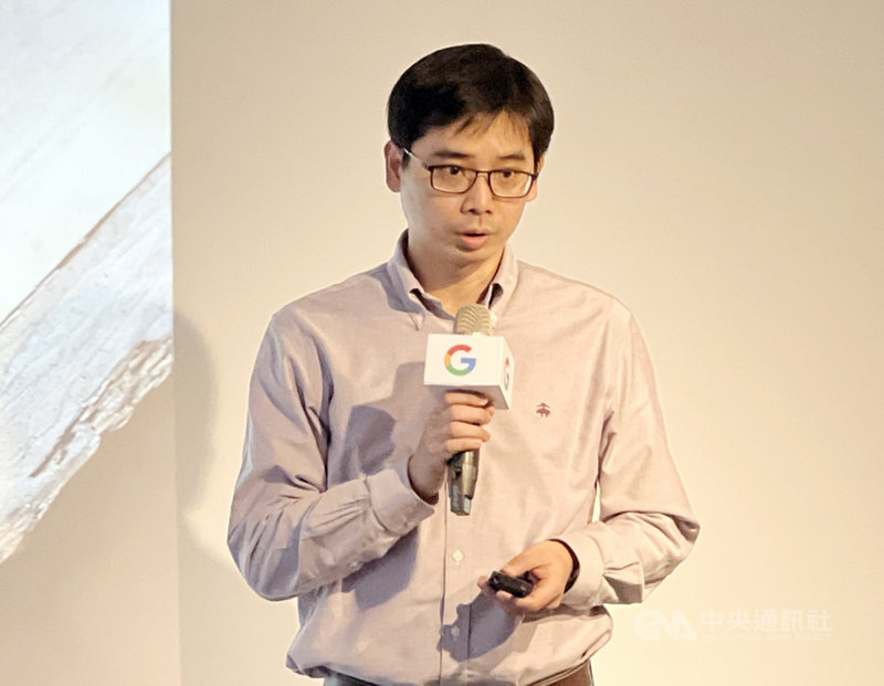 Google硬體副總裁彭昱鈞20日出席硬體產品體驗活動表示,新推出的Pixel 6定位為今年高階手機,Pixel 6 Pro定位為旗艦手機。中央社記者吳家豪攝 110年10月20日