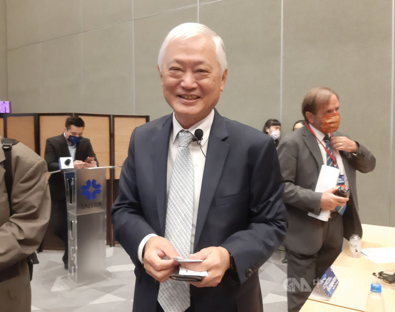 大同公司總經理何春盛21日在智慧移動國際趨勢論壇表示,台灣聚焦電動車產業,應鎖定利基市場,台灣生產零組件,在東南亞等地組裝。中央社記者潘智義攝 110年10月21日