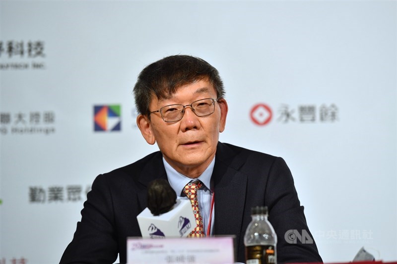 台灣玉山科技協會20週年慶祝大會暨論壇26日在台北國際會議中心舉行,台積電業務開發資深副總經理張曉強與談「全球半導體產學研發展趨勢暨台灣繼續承擔領袖之策略」。中央社記者王飛華攝 110年10月26日
