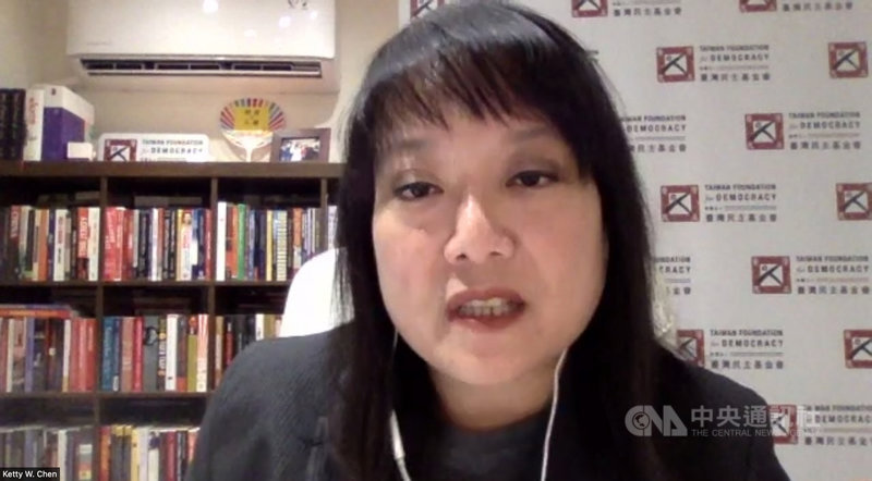 台灣民主基金會副執行長陳婉宜26日說,台灣必須發揮創意、善用資源與非邦交國往來,嘗試對國際社會做出貢獻,展現台灣值得在聯合國擁有一席之地。(取自外交政策研究所視訊研討會)中央社記者尹俊傑紐約傳真 110年10月27日