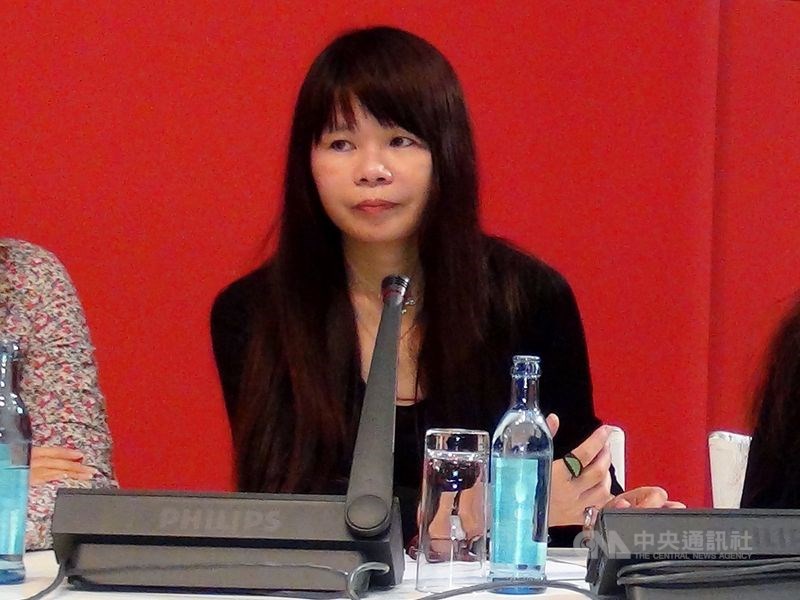 國立台灣文學館28日公布2021台灣文學獎「金典獎」名單,作家鍾文音的「別送」獲年度大獎。(中央社檔案照片)