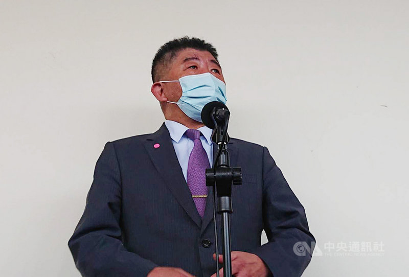 衛福部長陳時中3日上午赴立法院社會福利及衛生環境委員會報告並備質詢,會前受訪表示,預計近期就會展開一系列國際相互採認高端接種證明的討論。中央社記者陳婕翎攝 110年11月3日