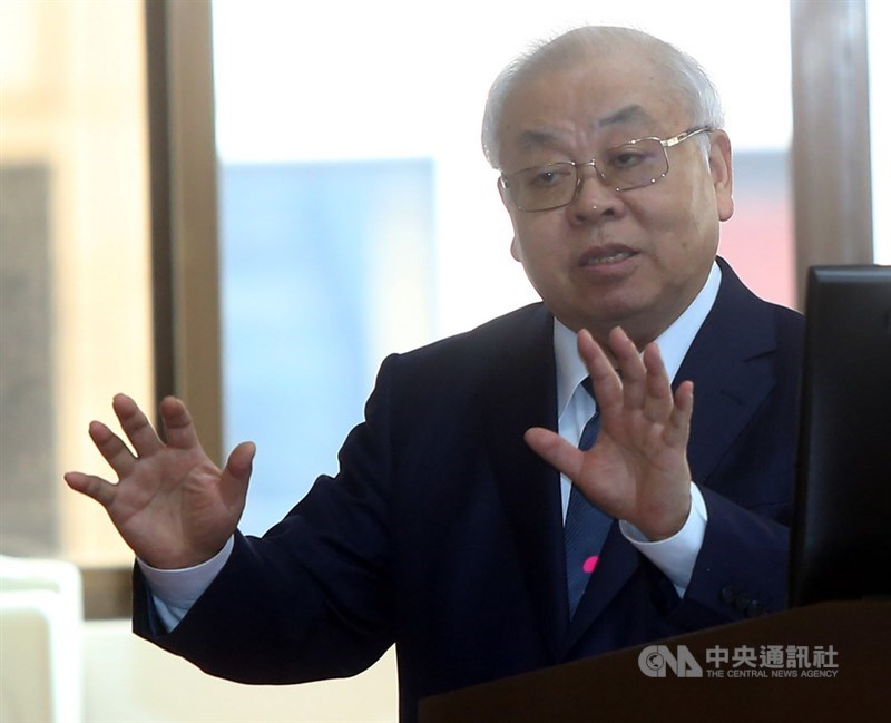 主計總處主計長朱澤民日前指出一碗蚵仔麵線約新台幣20元，引起譁然。（中央社檔案照片）