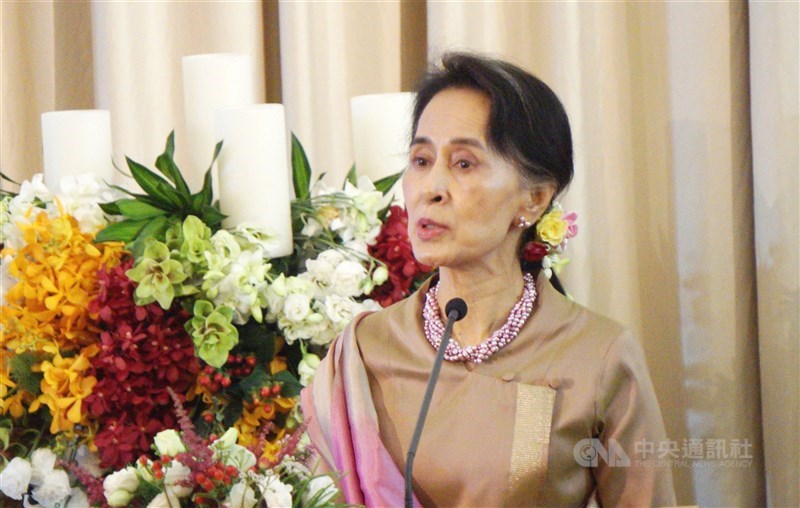 緬甸遭罷黜的領導人翁山蘇姬被控煽動叛亂，將於30日聆聽判決。（中央社檔案照片）