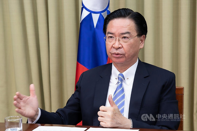 外交部長吳釗燮日前接受「澳洲天空新聞台」視訊專訪時指出,中國對台動武的可能性始終存在。(外交部提供)中央社記者謝佳珍傳真 110年11月17日