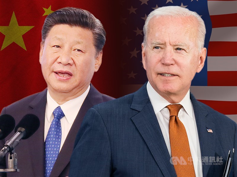 美國總統拜登（右）與中國國家主席習近平（左）在台北時間28日晚間通話。（中央社）