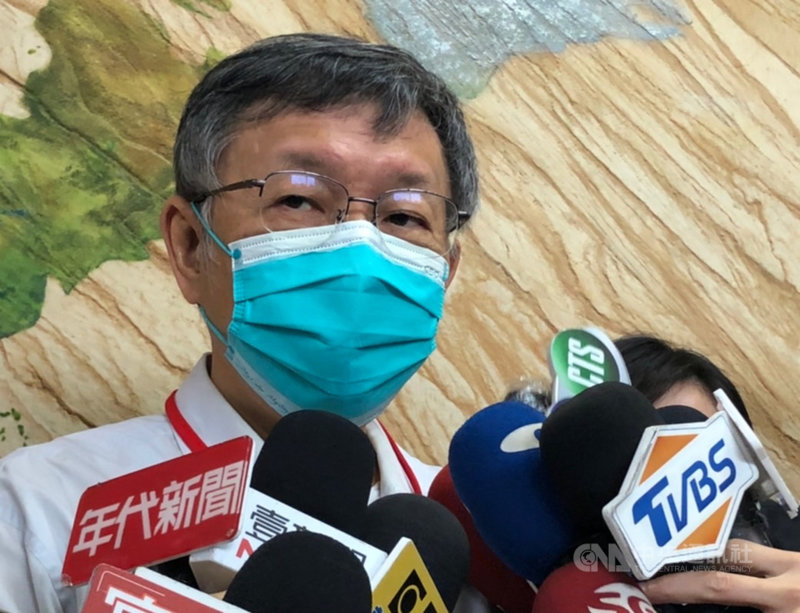 黃瀞瑩將卸除北市發言工作,台北市長柯文哲20日出席活動前表示,因選區議員反彈。中央社記者賴于榛攝 110年11月20日