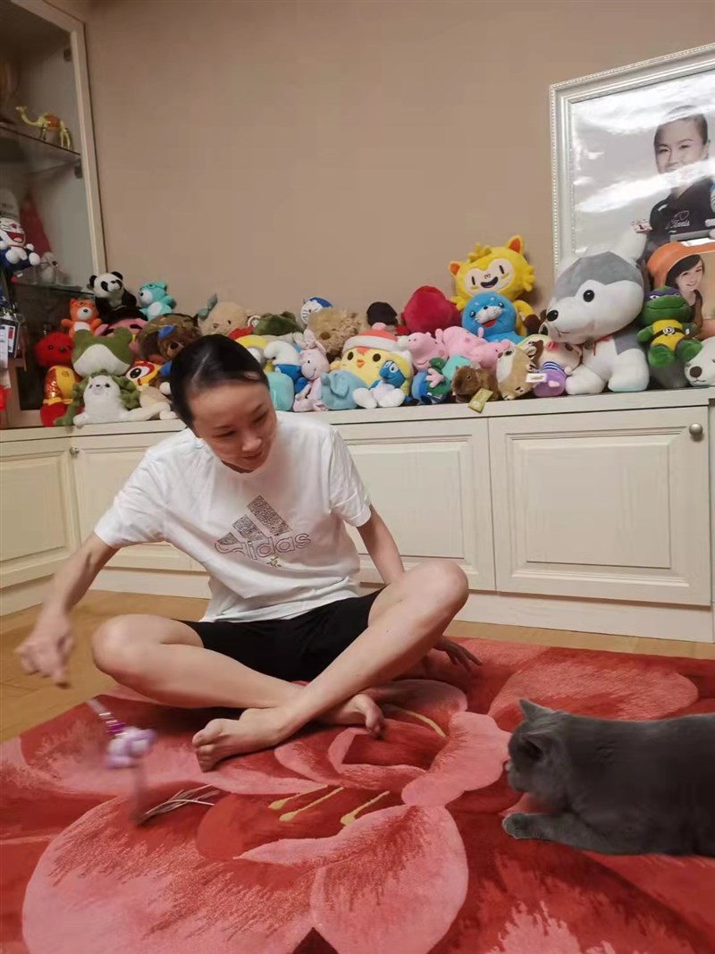中國央視記者轉發數張彭帥(圖)的照片並稱是由她本人分享,真實性引發質疑。(圖取自twitter.com/shen_shiwei)