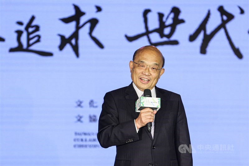 中國官媒稱兩岸統一,台灣民眾每人每年收入可提高新台幣2萬多元,對此,行政院長蘇貞昌表示,中國再富有再有錢,最有錢的人會一夕消失,他寧可在台灣自由。(中央社檔案照片)