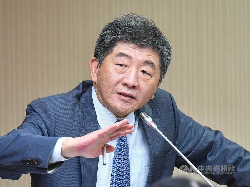 超商店員因勸導顧客戴口罩遭刺死,衛福部長陳時中22日表示,該嫌犯不是精神疾病的列管病人。(中央社檔案照片)