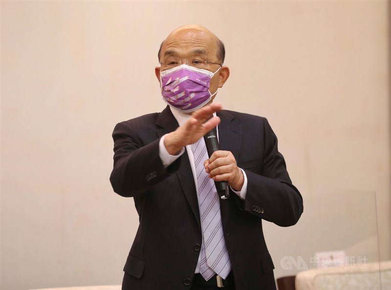 針對超商店員遭攻擊事件,行政院長蘇貞昌23日表示,請內政部、經濟部研議建立超商保全的直接緊急通報,縮短報案時間差。(中央社檔案照片)