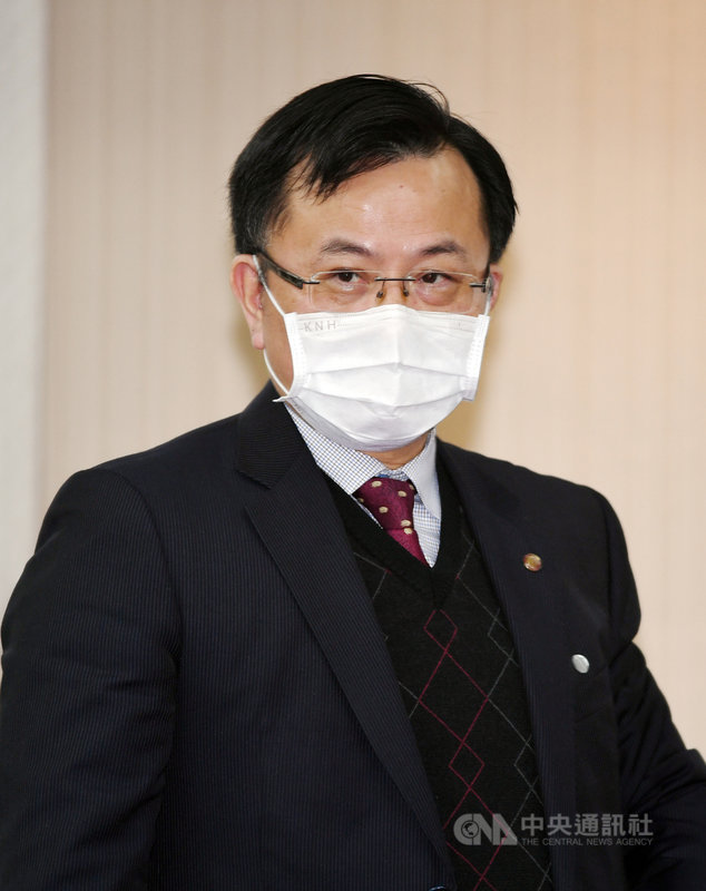 國家通訊傳播委員會(NCC)主委陳耀祥(圖)25日在立法院財政委員會備詢,就頻道區塊化改革一事表示,這可透過修正行政命令解決,但要顧及多方權益,NCC會徵詢各界意見,盼在111年6月前提出解決方案。中央社記者施宗暉攝 110年11月25日