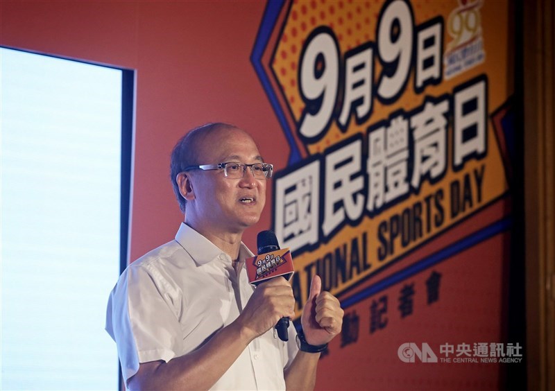 台灣代表團出征東京奧運時,因選手搭經濟艙惹議,體育署長張少熙事後請辭,職缺遺留至今。教育部26日證實,續由常務次長林騰蛟(圖)代理署長職務。(中央社檔案照片)