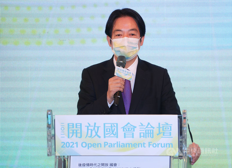 副總統賴清德(圖)2日出席2021年開放國會論壇開幕典禮致詞時表示,台灣正是舉辦民主盛會的理想地點,因為在這裡,可以呼吸到自由空氣、聞到民主味道,也感受相挺民主夥伴的熱情。中央社記者謝佳璋攝 110年12月2日