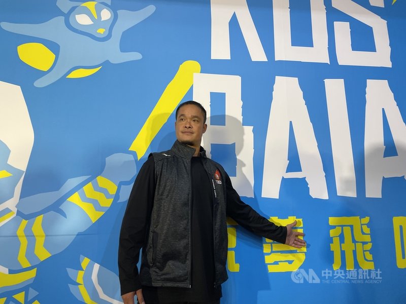 中職中信兄弟隊野手林智勝(圖)是否會二度行使自由球員(FA)權利受到矚目,林智勝7日受訪表示,還在做各項評估,年齡和各隊隊形是主要考量,本週不會有特別進度。中央社記者謝靜雯攝 110年12月7日