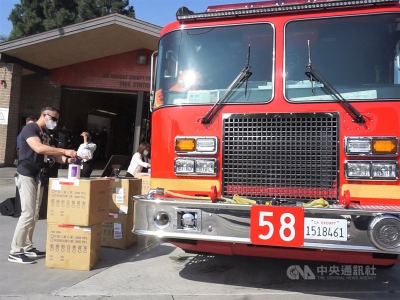 洛杉磯市消防局7日宣布有113名消防員因為無法配合規定施打疫苗而放無薪假。圖為洛杉磯市一處消防隊。中央社記者林宏翰洛杉磯攝 110年12月8日