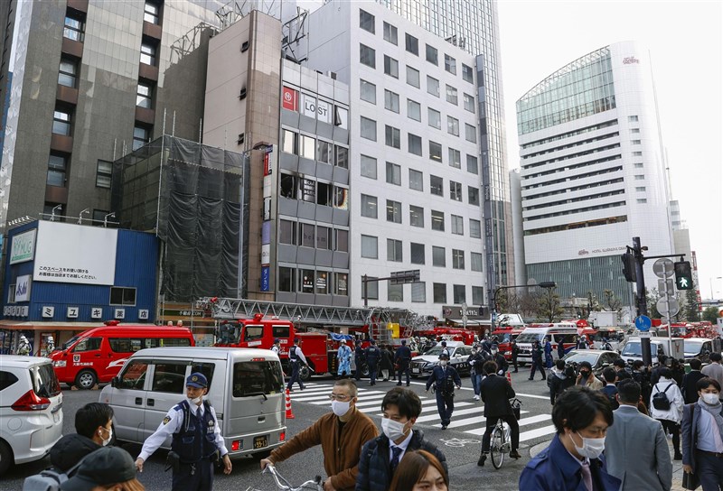 日本大阪市17日上午發生嚴重火警。（共同社）