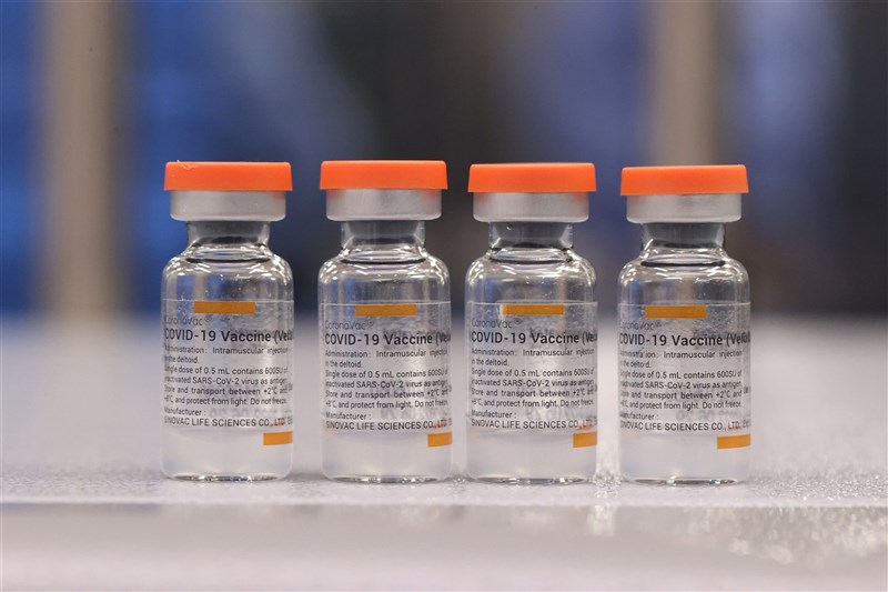 日媒報導，聯合國兒童基金會統計顯示，中國製COVID-19疫苗上個月的出口量相較於去年9月顛峰期暴跌了97%。圖為中國科興疫苗。（中新社）