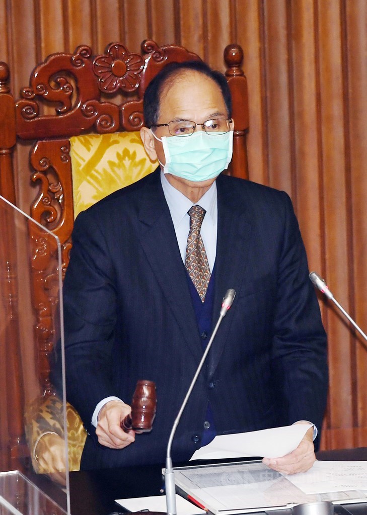 國民黨立委江啟臣日前批評,立法院長游錫堃(圖)接受民進黨團總召柯建銘的破壞憲政提案、放任黨意凌駕民意,應該要下台。(中央社檔案照片)