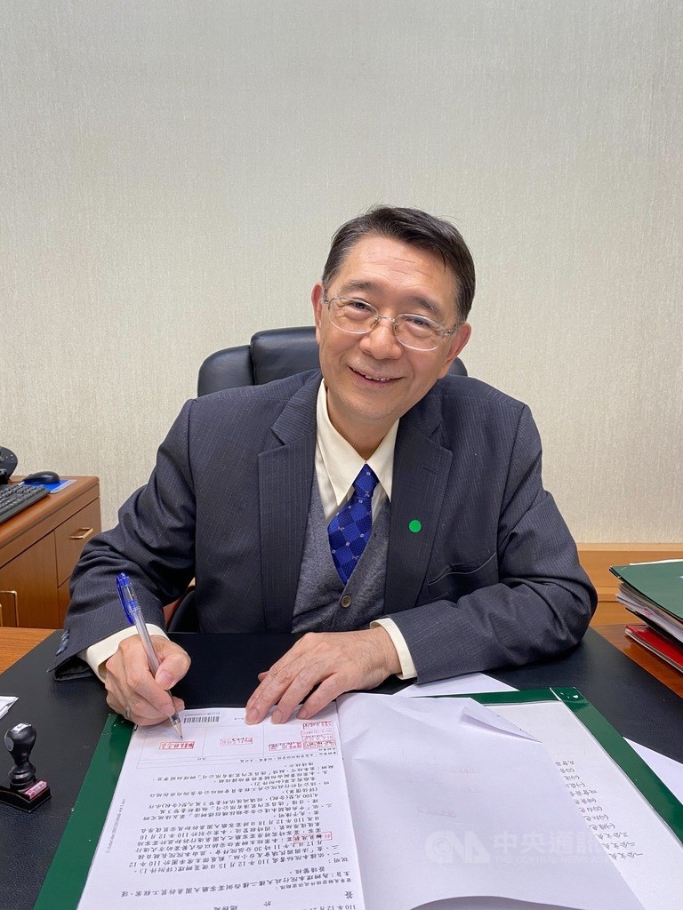 萬年國會終結30週年,曾為第一屆增額立委的立法院秘書長林志嘉,希望立院儘速遷建,以重塑新的形象並強化監督角色。中央社記者王揚宇攝 110年12月26日