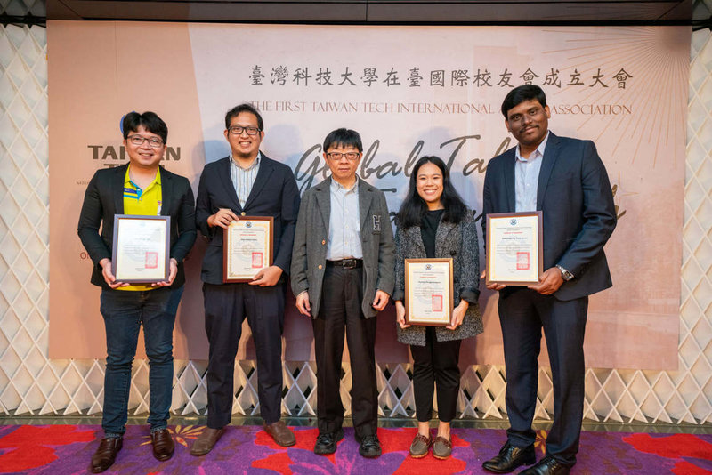台灣科技大學有感於畢業外籍生留台人數逐漸增加,特別成立台科大在台國際校友會,讓留台校友分享彼此在台灣的生活與工作經驗,將台灣當作第2個家。(台科大提供)中央社記者許秩維傳真 110年12月30日