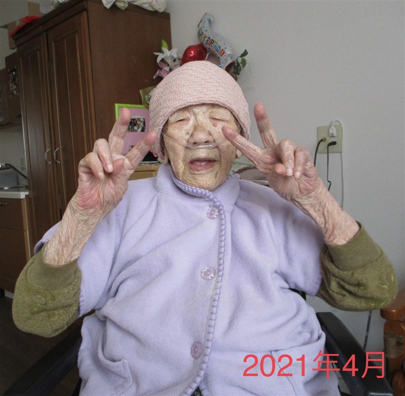 獲金氏世界紀錄認定為全球最高齡的田中加子,2日迎接119歲生日。(圖取自twitter.com/tanakakane0102)