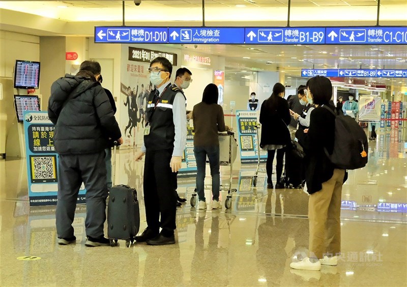 指揮中心在桃園國際機場成立前進指揮所，由衛福部醫福會執行長王必勝統籌。圖為桃園機場。（中央社檔案照片）