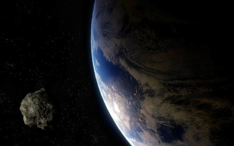 天文館說，27日晚間10時左右最接近地球的這顆PHA是（7335）1989 JA小行星，它的直徑估計約有台北101的兩倍大。（示意圖／圖取自Pixabay圖庫）