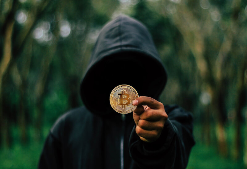 區塊鏈分析公司Chainalysis最新報告指出,從2020年到2021年,與北韓有關的侵駭次數從4增加到7,到手的數位資產價值增加40%。(圖取自Pixabay圖庫)