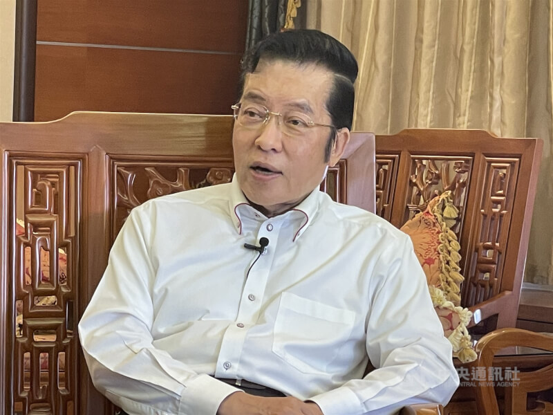 國民黨前副秘書長張榮恭(圖)在社區遭狼犬撲倒在地咬傷,士院認為,狼犬的王姓飼主未對狼犬施以繩索或任何管束器具,日前依過失傷害罪判處拘役55天。可上訴。(中央社檔案照片)