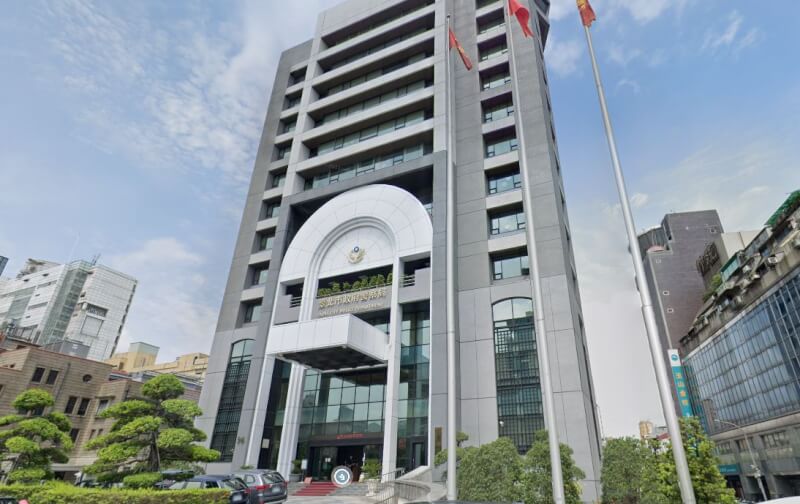 台北市警察局17日傳出一名同仁身體不適,PCR為陰性,市警局表示,為求慎重,立即啟動全棟清消及異地辦公應變機制。(圖取自Google地圖網頁google.com/maps)
