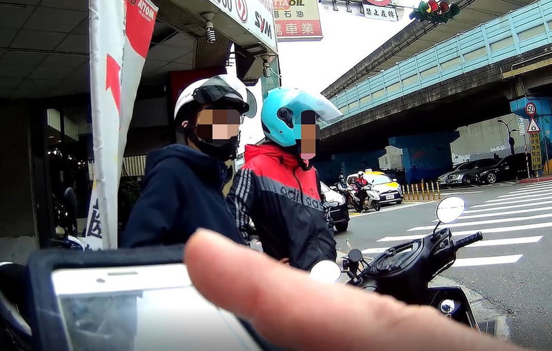 台北市警察局交通警察大隊為遏止未成年無照駕駛行為,將執行「未成年無照駕駛移置保管車輛」專案,透過移置保管車輛手段,以強化車輛所有人管理責任。(台北市警察局交通警察大隊提供)中央社記者黃麗芸傳真 111年1月20日