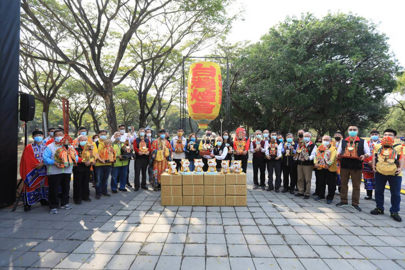 2022台灣燈會在高雄,高雄12間宮廟舉行祈福儀式,祈願疫情消弭、燈會順利。(高雄市觀光局提供)中央社記者蔡孟妤傳真 111年1月26日