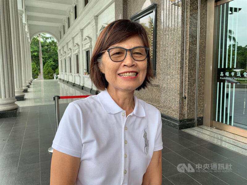 國民黨高雄市議長曾麗燕(圖)涉詐領助理費案,雄檢26日偵結,認定她自99年起詐領逾1330萬,依貪污等罪起訴她及胞妹等13人。(中央社檔案照片)