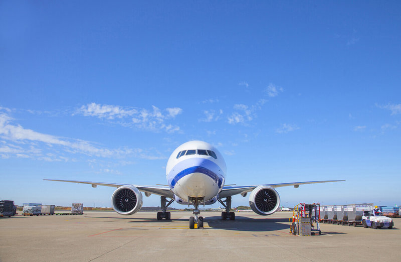 COVID-19(2019冠狀病毒疾病)疫情造成全球海、空貨運搶手,中華航空的貨運於2021年締造了成立62年來的最佳成績。華航董事會27日通過新購4架波音777F貨機 ,為華航貨運運能再添動力。(華航提供)中央社記者汪淑芬傳真 111年1月27日