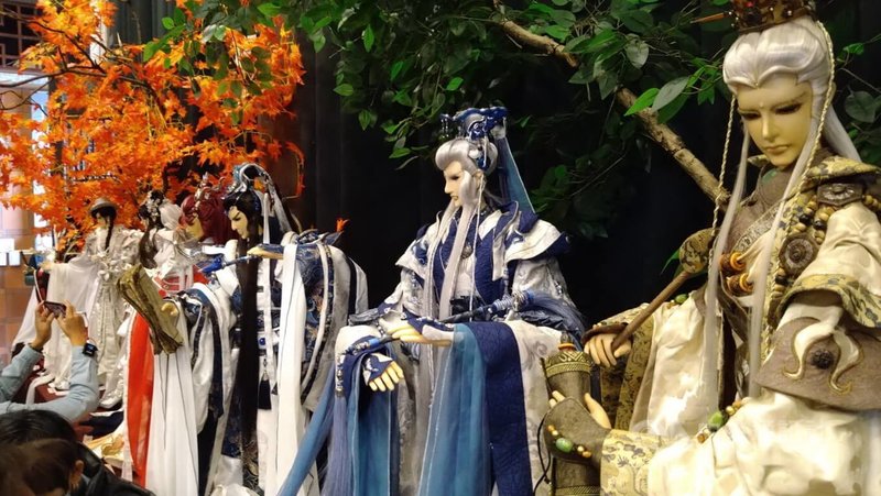 三昧堂木偶團在2008年成立,2011年三昧堂首次展覽在嘉義市交趾陶館登場,引起各界關注。三昧堂布袋戲偶每尊都是精品。中央社記者蔡智明攝 111年2月3日