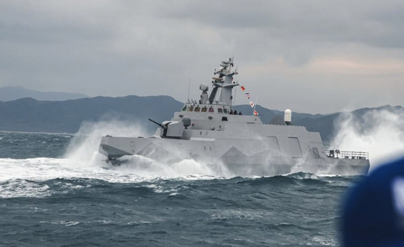 海軍艦艇在春節期間,仍持續出海執行戰備任務,堅守崗位,守護台灣。(青年日報提供)中央社記者游凱翔傳真 111年2月7日