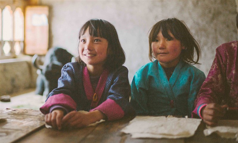 電影「不丹是教室」搶進今年奧斯卡最佳國際影片15強，為了真實呈現，劇組當時前進海拔超過5000公尺的高山拍攝，更邀請當地居民演出。（海鵬提供）中央社記者王心妤傳真 110年12月22日