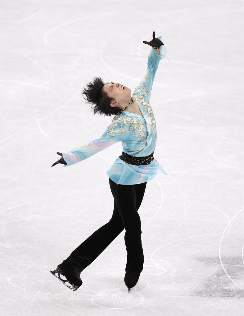 對於首次被判定為4周半跳，羽生結弦說，他想要創造紀錄，很高興留下讓人有感的痕跡。（共同社）