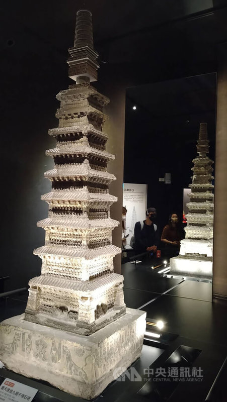 故宮南院展國寶九層千佛石塔頂部現存山西| 文化| 中央社CNA