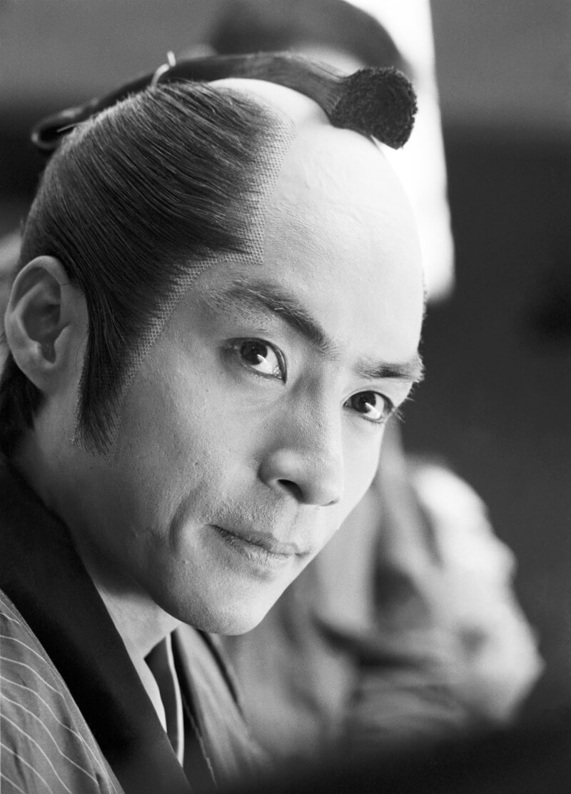西鄉輝彥1947年生於鹿兒島縣,1964年2月透過日本皇冠音樂發行唱片「夢中只有妳」出道。(共同社)